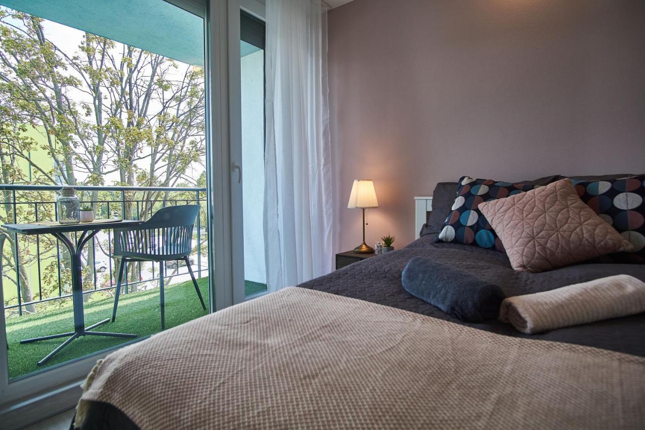 Catamaran Apartments - Hostaid Шиофок Экстерьер фото