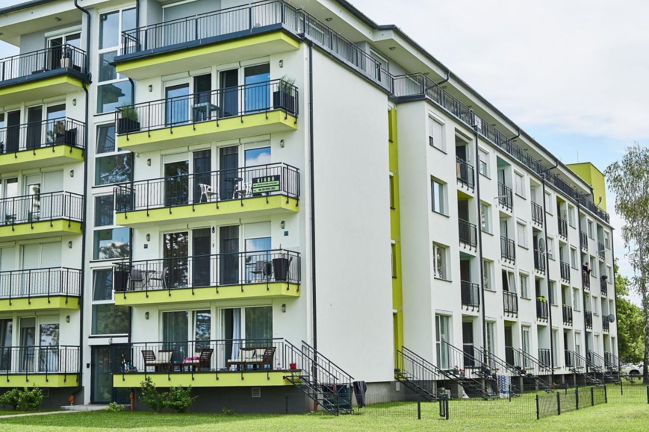 Catamaran Apartments - Hostaid Шиофок Экстерьер фото